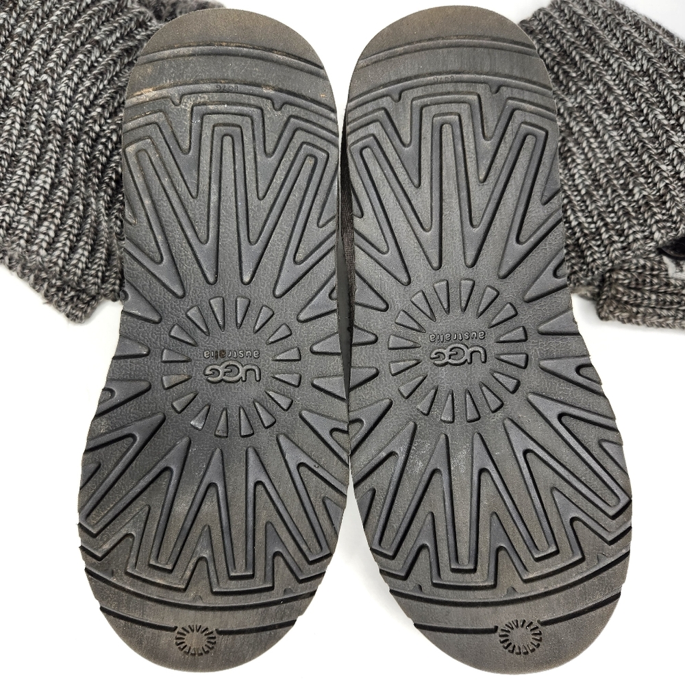 UGG Classic Cardigan Knit Boots in Gray size 8 - Picture 11 of 12